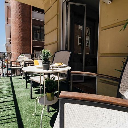 Stylish And Wide- 3Bdr 3Bth- Los Remedios Sevilla Exteriör bild